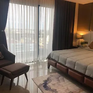 One Euphoria Prime Angeles